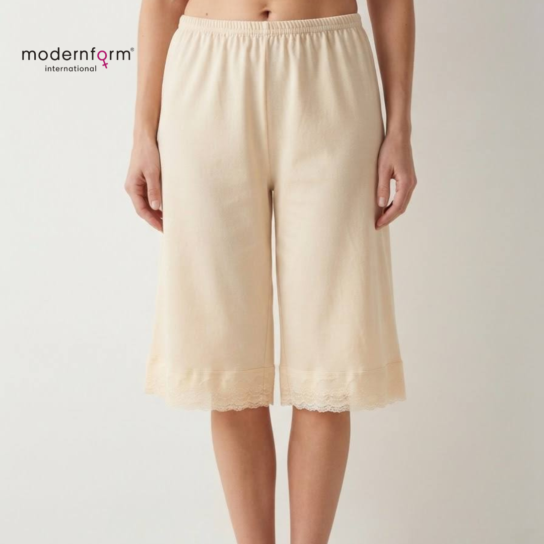 Women's Elastic Waist Knee-Length Culotte Slip / Undershorts with Lace Trim