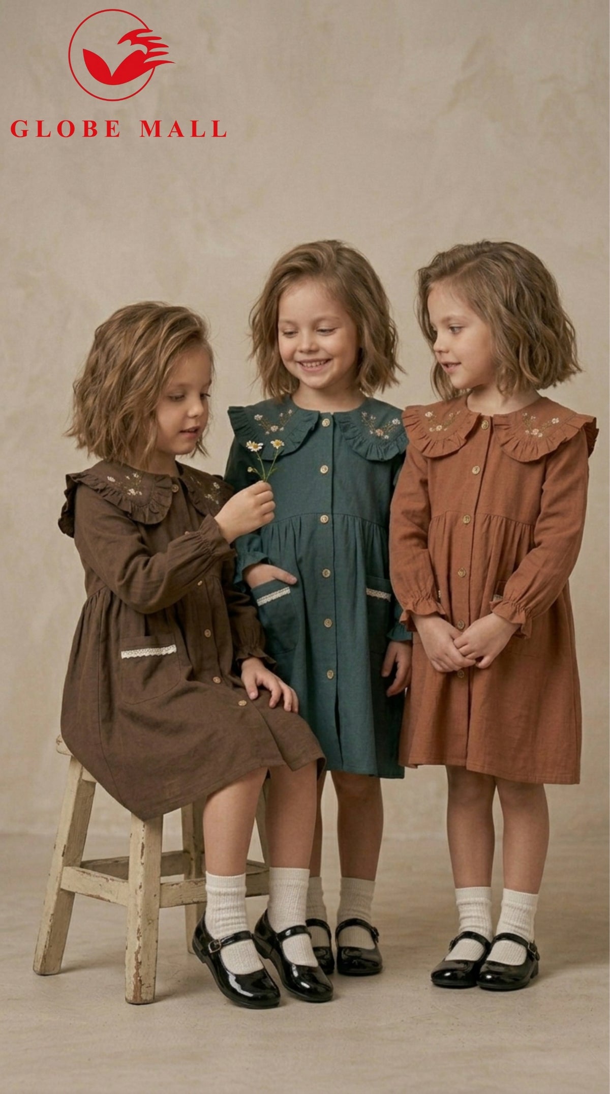Vintage Scalloped Peter Pan Shirt Dress
