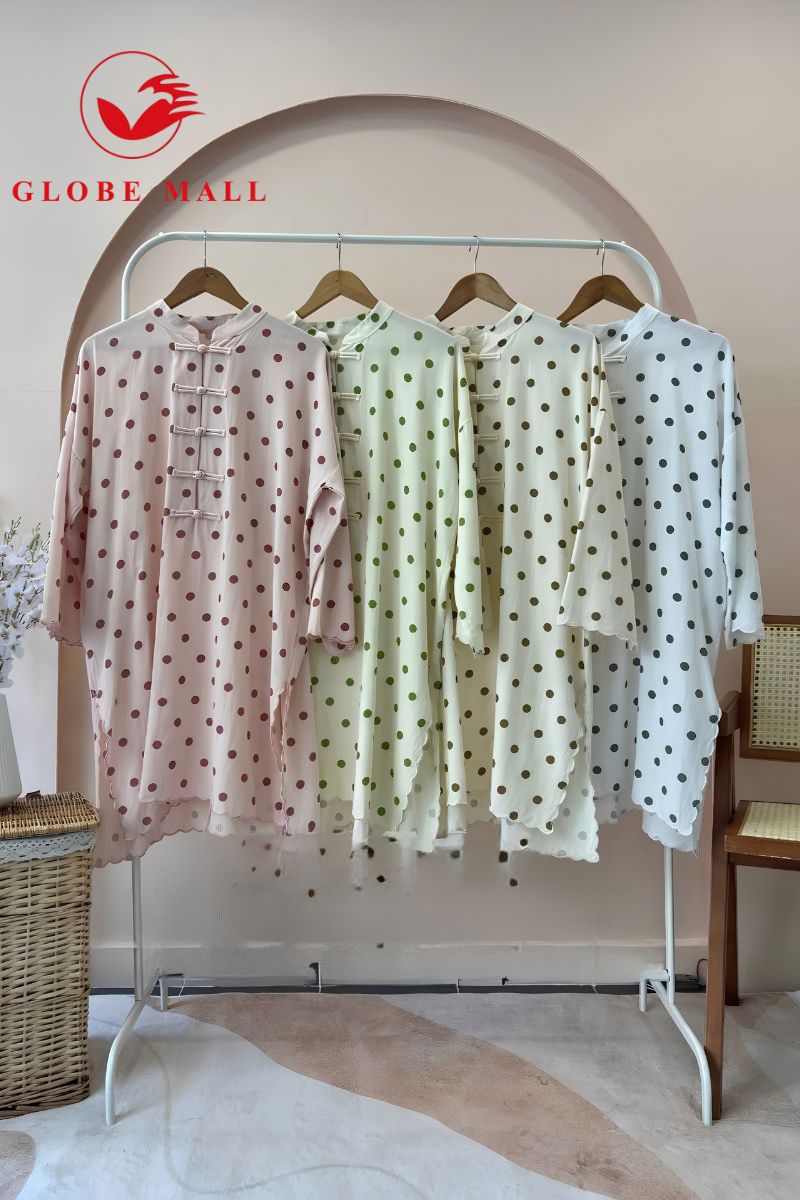 Ladies Polka Dot Longline Muslimah Blouse